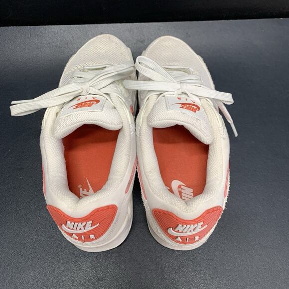 Nike Air Max 90 Women’s Trainers Summit White / Mantra Orange Sz 7.5 DM8265-100 - Picture 5 of 9